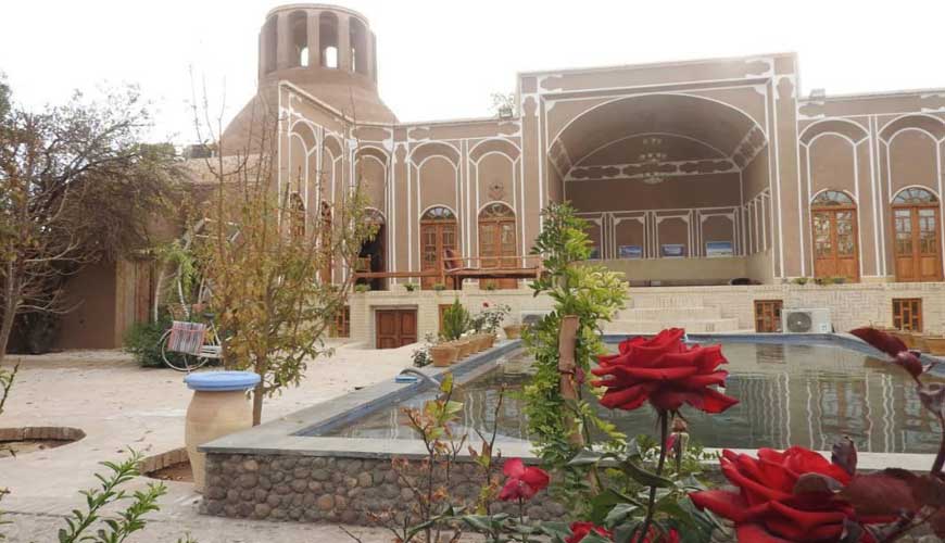 اقامتگاه بوم گردی جهانگرد مهریز