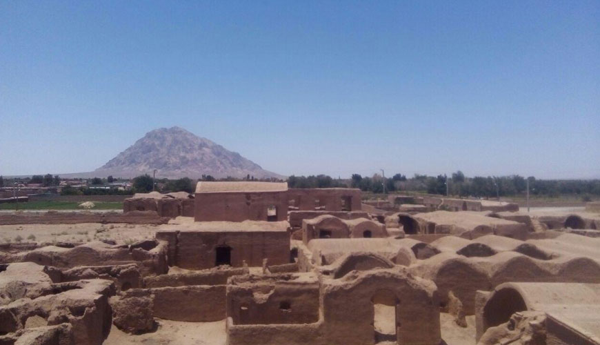 اقامتگاه بوم گردی ریواس مهریز 