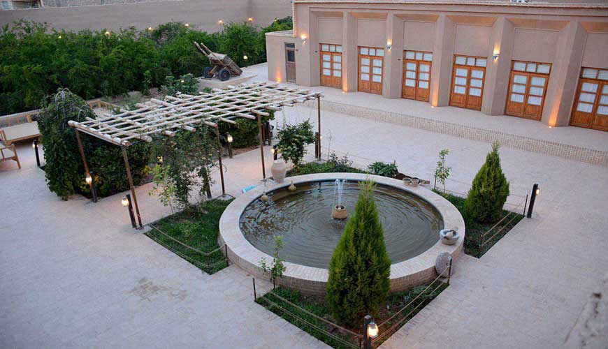 اقامتگاه بوم گردی رستاق