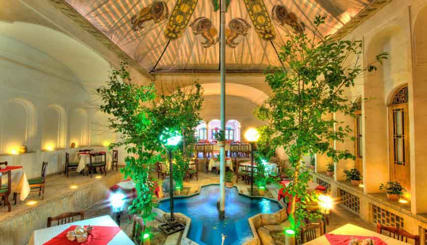 Laleh Yazd Traditional Hotel