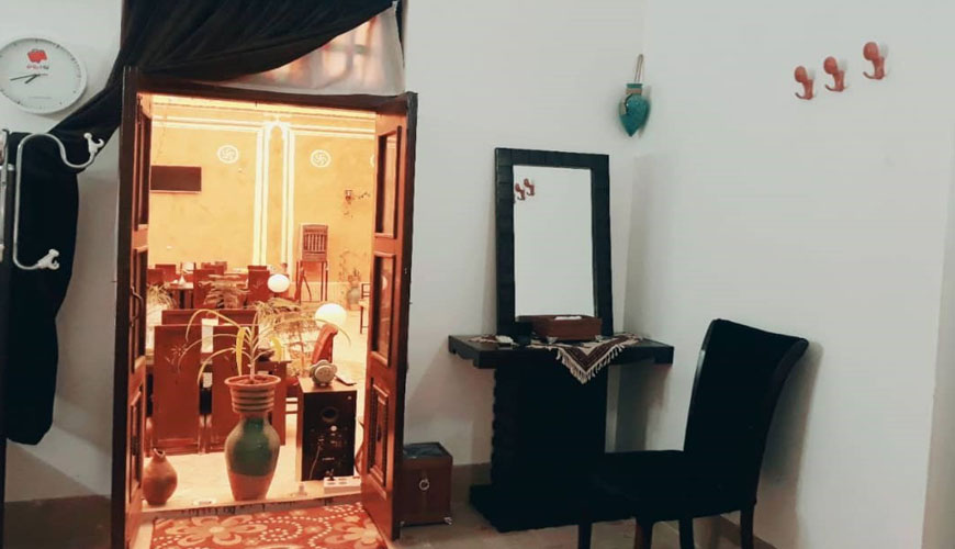 اقامتگاه بوم گردی نقره یزد