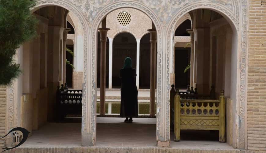 Mahoor Gesht Bastan travel agency of Yazd