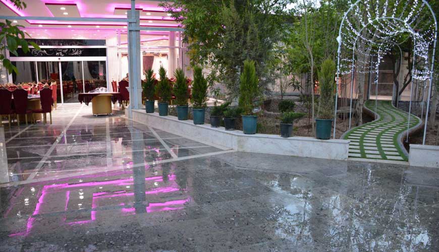 دهکده توریستی مهرنگار مهریز