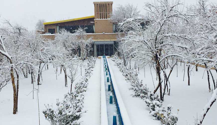 مجموعه رستوران و تالار و بوم گردی مرغ طلایی